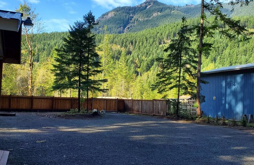 Packwood House | RV Flat Lot- Tatoosh Timbers - No Bedroom or Bathroom RV Lot only.
