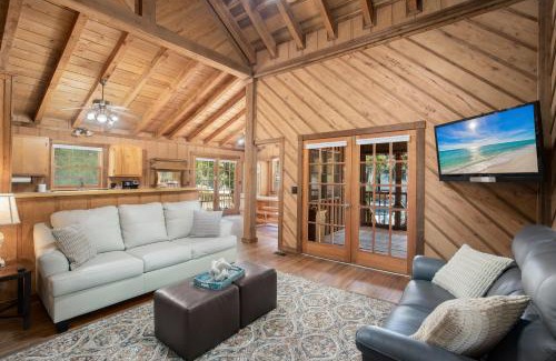Seagrove Beach House | RV Hookup, Boat Parking, Walk to the Beach and Seaside