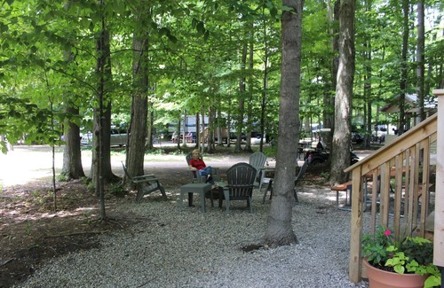Empire RV Rental | RV Rental #15 Sleeps 6 people