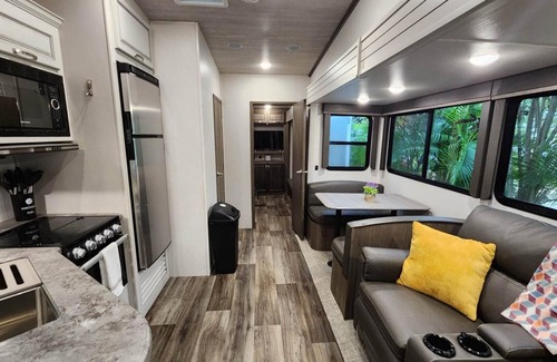 River Ranch Cottage | RV Rental at River Ranch, 2Bed/2Ba! 251