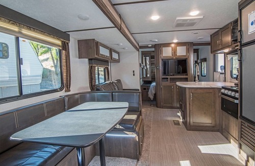 Madras House | RV Rental D21- Keystone Passport 32ft