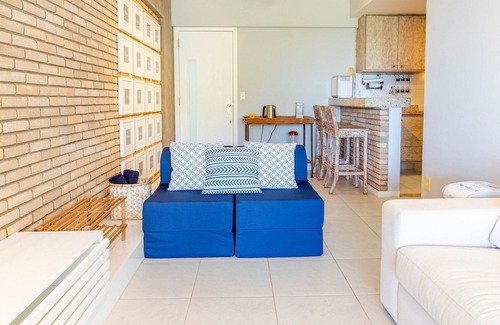 Rio Vermelho Apartment | RV01 Excellent Bedroom and Living Room Pé na Areia, Rio Vermelho