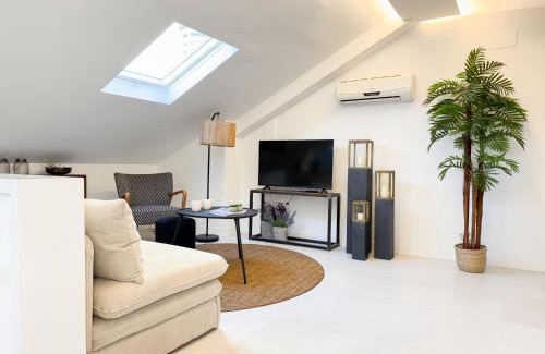 Granada City Center Apartment | RYAP Isabel la Católica