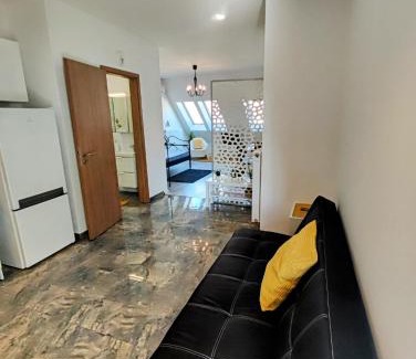 Terezvaros Apartment | RYB Lofts - Modern Comfort by Downtown BP