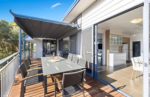 Rye House | Rye Treetop Retreat