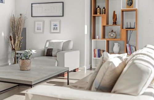 Rye House | Rye Treetop Retreat