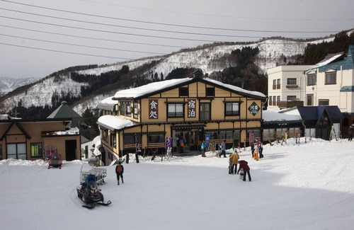 Nozawaonsen House | Ryokan Kawahiro