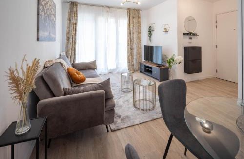 Pierrefitte-sur-Seine Apartment | Séjour Unique à Pierrefitte