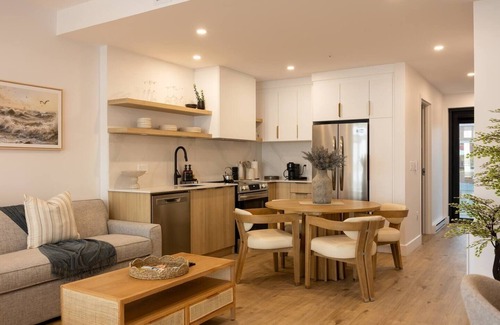 Lac-Megantic Apartment | Sérénité - 203 - Bord de l'eau