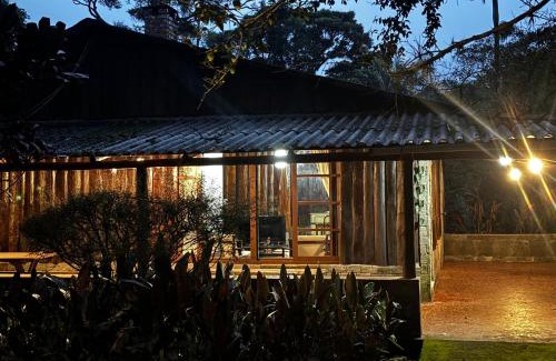 Guapimirim House | Sítio Pajuçara - Chalé 1 - Dentro do Parque Nacional da Serra dos Órgãos - Acesso ao açúde e cachoeira dentro da propriedade