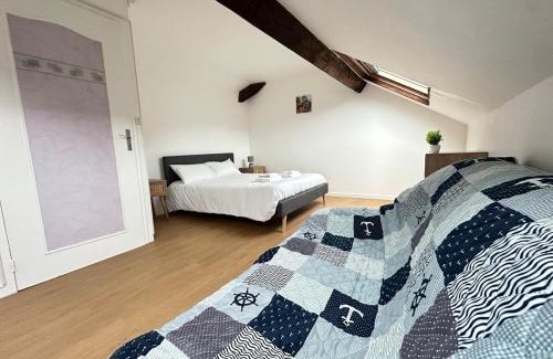 Revin Apartment | S Au détour de la meuse Maison 2 Chambres au centre