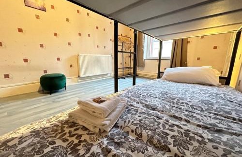 Revin Apartment | S Au détour de la meuse Maison 2 Chambres au centre