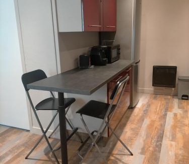 Sedan Apartment | S Bourgeois 2 Charmant T3 tout équipé au centre