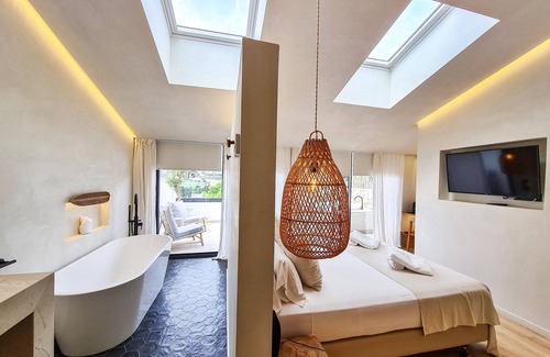 Mercadal Hotel | S Estancia Suites