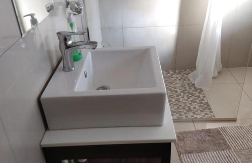 Greater Johannesburg Metropolitan Area House | S.K.E Guest House