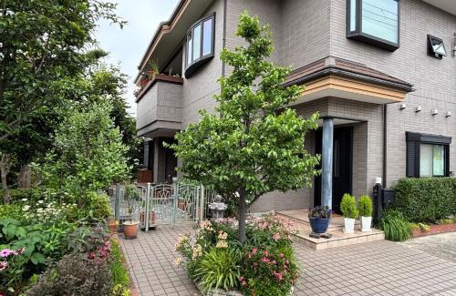 Takaramachi Apartment | S & K Garden House