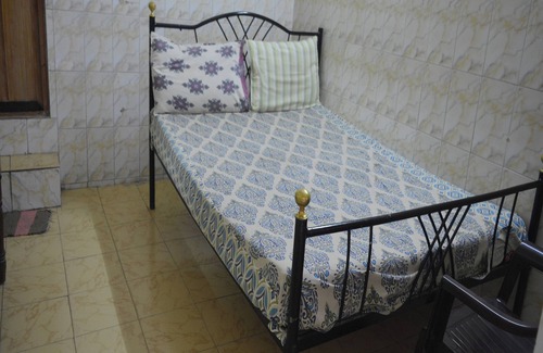Mayiladuthurai Hotel | S M Residency