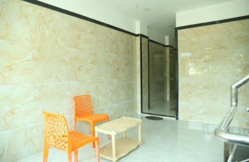 Uttukuli Hotel | S M Residency
