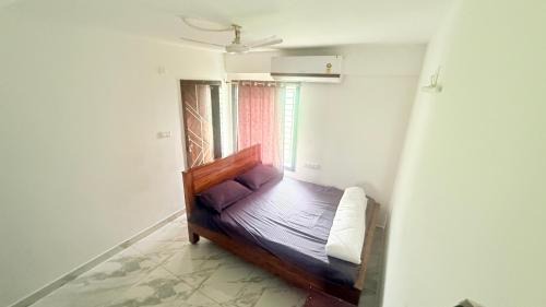 Pithapuram Hotel | S ROOMs