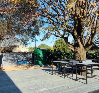 Meyerton House | S & S Village Guest House