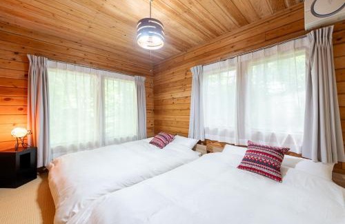 Tsumagoi House | S-villa Karuizawa wood creek