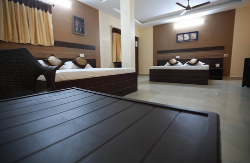 Mylapore Tiruvallikk Hotel | S4 Residency