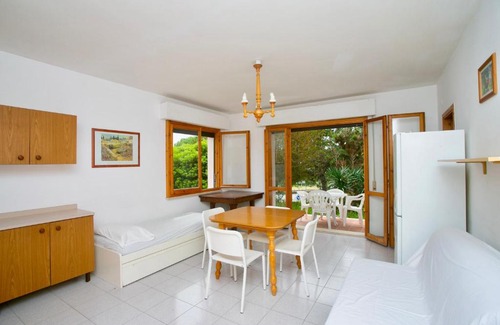 Sirolo Apartment | S77 - Sirolo, trilocale con giardino in centro