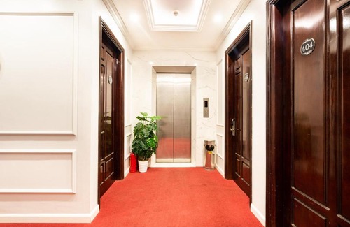 Trung Hoa Nhan Chinh Hotel | S79 Kieu Anh Hotel