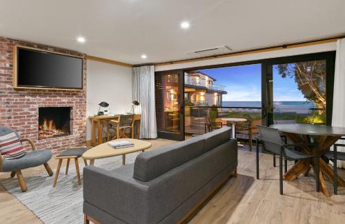 Eastern Malibu Apartment | SA Carbon Beach Suites