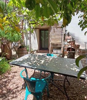 Urzulei House | Sa domu 'eccia