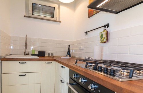S'Archittu Apartment | Sa Zirighetta - Two Bedroom Apartment, Sleeps 5