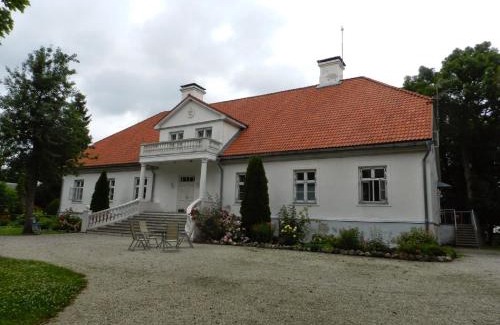 Laane-Nigula Parish House | Saare Manor Guesthouse