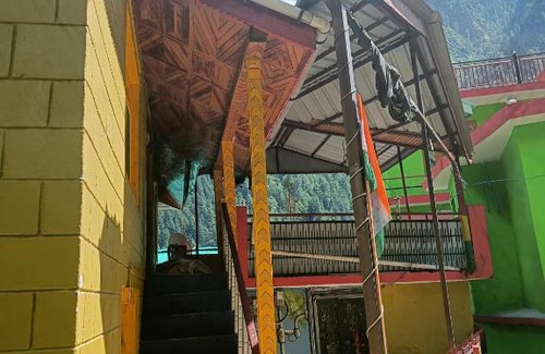 Kasol House | Saat chakras