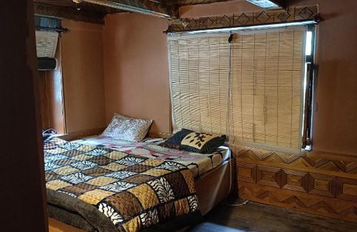 Kasol House | Saat chakras