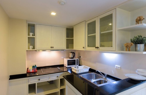 Silom Hotel | Sabai Sathorn