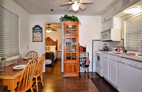 Clearwater Beach Cottage | Sabal Palm Unit 1 1 Beach Getaway