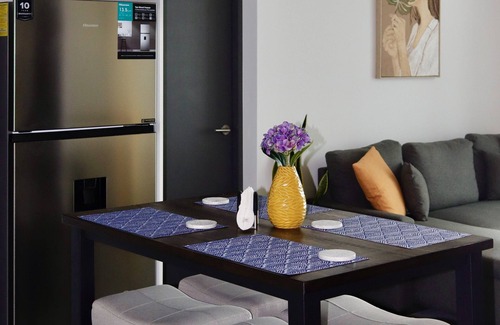 Mata Redonda Apartment | Sabana Condo free Parking& HighSpdWifi