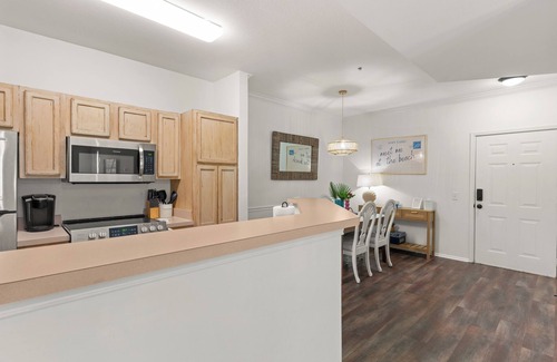 Saint Simons Heights Condo | Sable and Sand - Pet Friendly w/Pool!