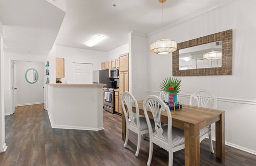 Saint Simons Heights Condo | Sable and Sand - Pet Friendly w/Pool!