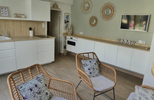 Les Sablettes House | Sablettes beach at 200m. Maisonette with Garden Terrace