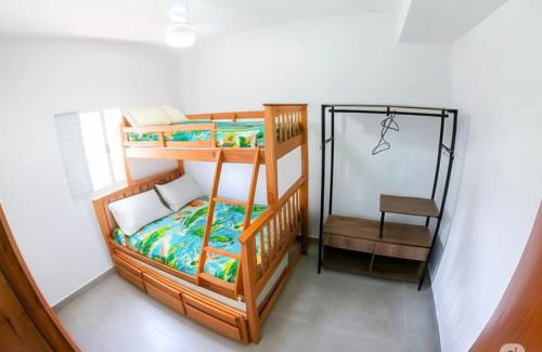 Maranduba Apartment | Sacada gourmet, piscina e ar condicionado