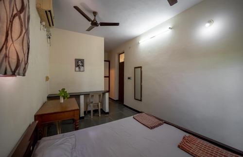 Pondicherry Beach Hotel | Sacar Guest House