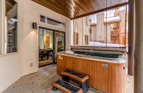 Summit Park House | Sackett Escape