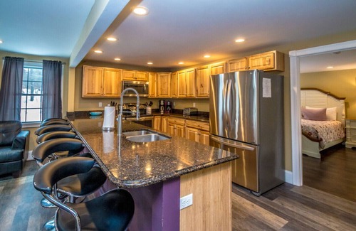 North Conway House | Saco River House-Private River Access!