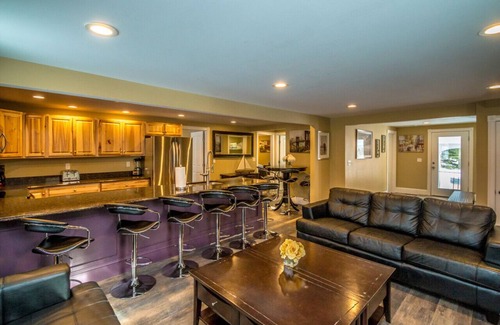 North Conway House | Saco River House-Private River Access!