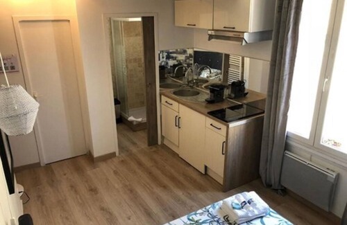 Lunel Apartment | Sacré Coeur de Ville
