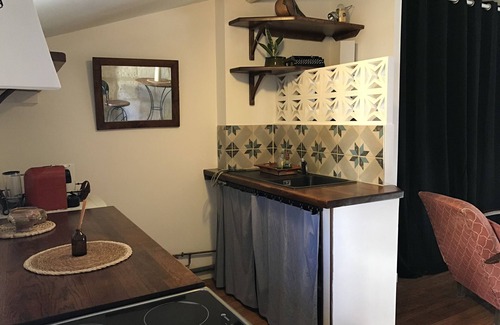 Lunel Apartment | Sacré Coeur de Ville