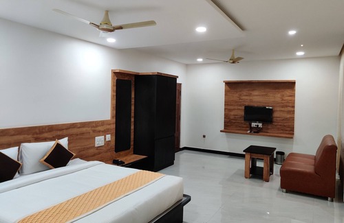 Tumkur Hotel | Sadanand's Highway Inn