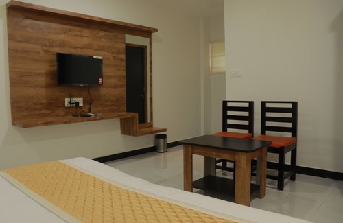 Tumkur Hotel | Sadanand's Highway Inn