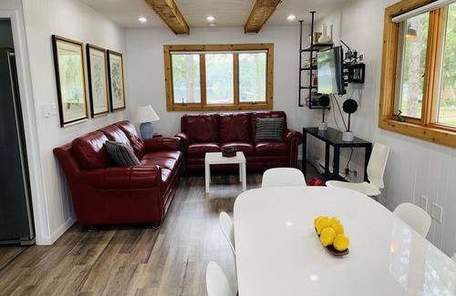 Grand Junction House | Saddle Lake Waterfront Home and Guest Cabin special from 6/29 at 11 to 7/2 4